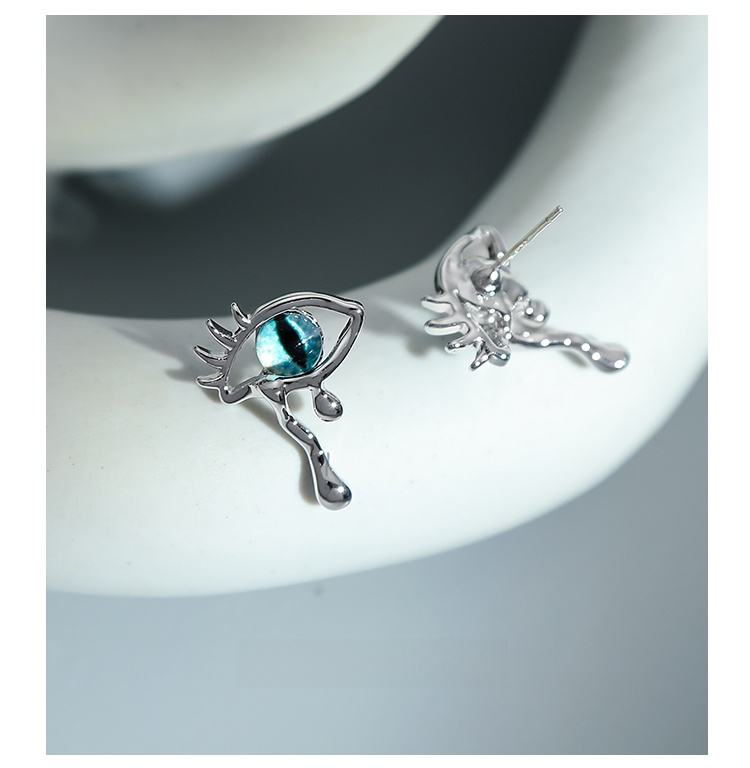Demon Eye Cat‑Eye Earrings – Gothic Glass Eye Studs
